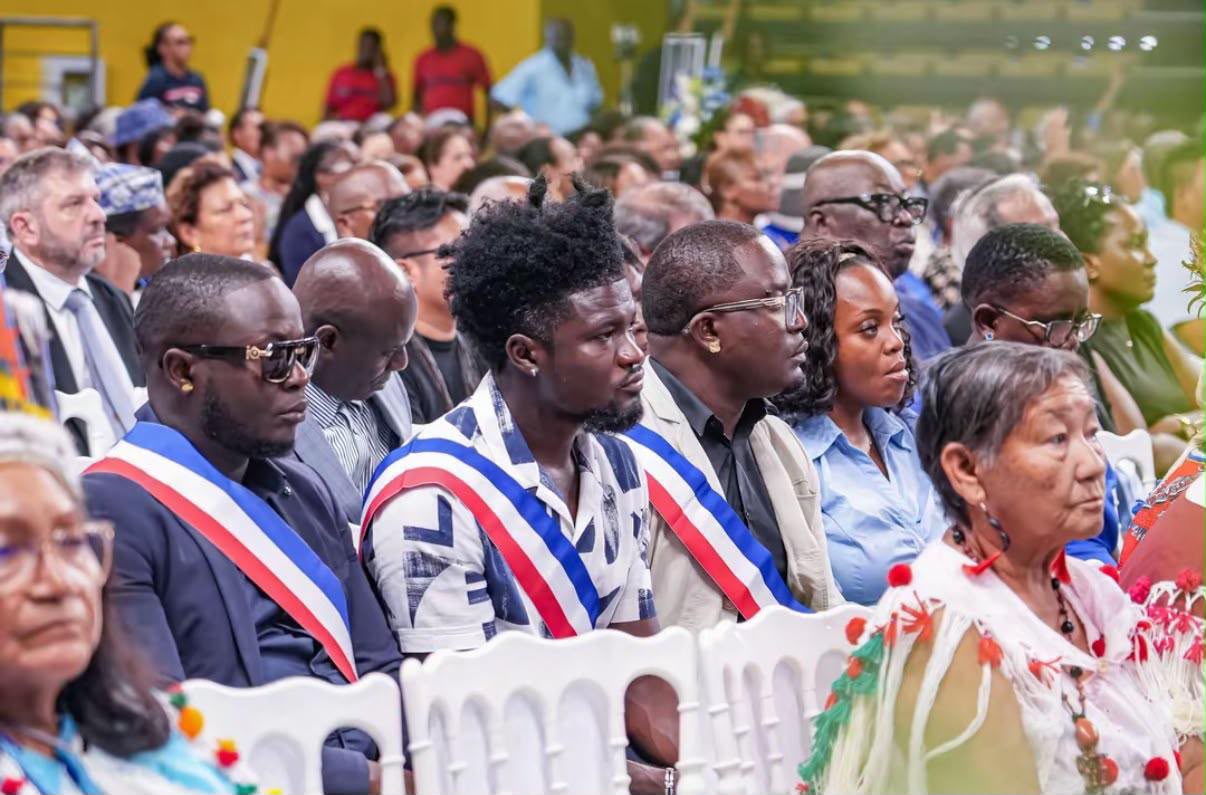 Grand-Santi : une délégation d’élus présente pour rendre un dernier hommage au président Gabriel Serville